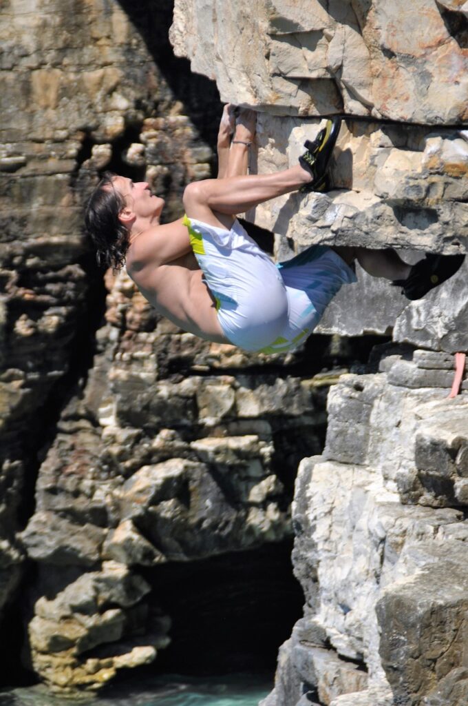 free climbing, climb, climber, nature, leisure time, climbing rock, sport climbing, rock, rock face, power, freedom, sports, unsecured